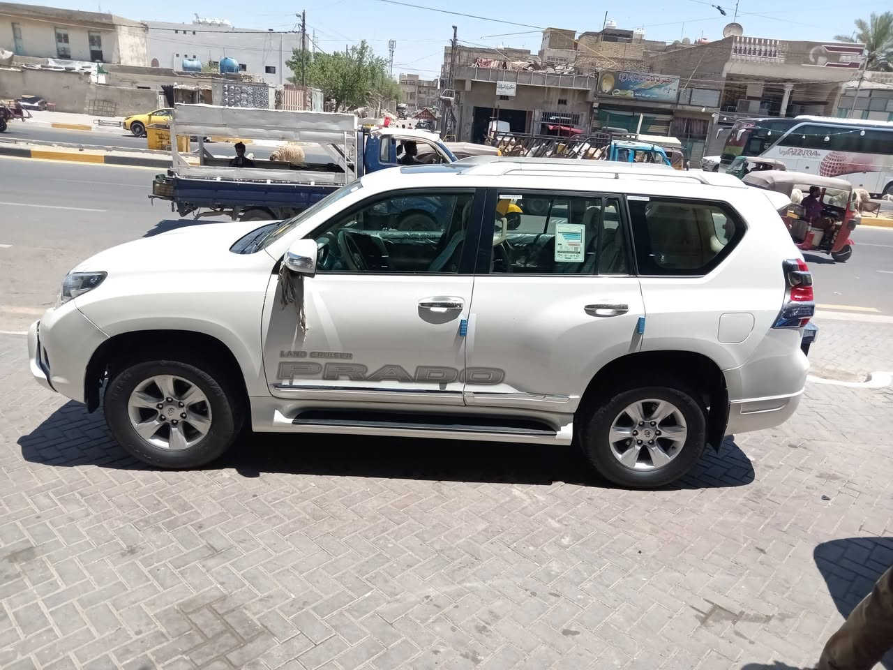 برادو للبيع موديل 11كويتي بسمي مكينه 6سرندر رقم بغداد ماشيه 190حقيقي السعر 245
(***********  السونار موجود بالمنشور
