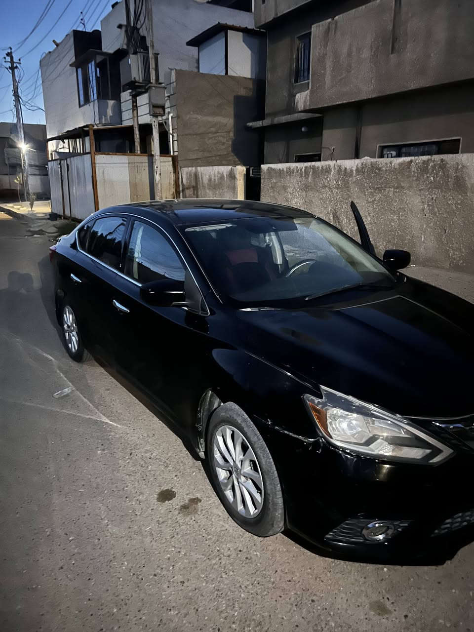 نيسان سنترا 2018 SV
فول مواصفات عدى الفتحة 

نضام ECO و SPORT

سيارة صدر جديد سويناه 

سيارة قطعة وحدة فقط

سيارة نصبتهة حلوة 

رقم بغداد هزة جديدة 

بصمة گير اوتماتيك 

جنطة كبيرة وداخل السيارة كبير وواسع

سيارة بيهة اضوية قوية وزنون

السيارة سعرهة 90 وبيهة مجال بسيط

تواصل: ***********
