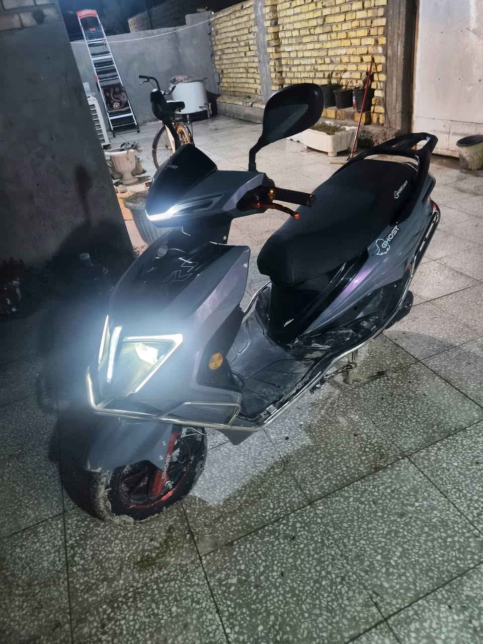 ‏السلام عليكم سكنس مدرع مديل 2025 كفاله ترهم مراوس بماكس تشغيل بصمة وتشغيل نكرة سلف الله شاهد الدراجة جديدة كله بلادي و كله شغال من الطول للطول كهربائيات كلهن شغالات اشارة ودبل اشارة و لايتات زنون وحساسات كله شغال الدراجة هية تسولف تجي تجيك وتطلع و انت راضم رقمي *********** بي واتساب و الخاص مفتوح مكاني بابل
