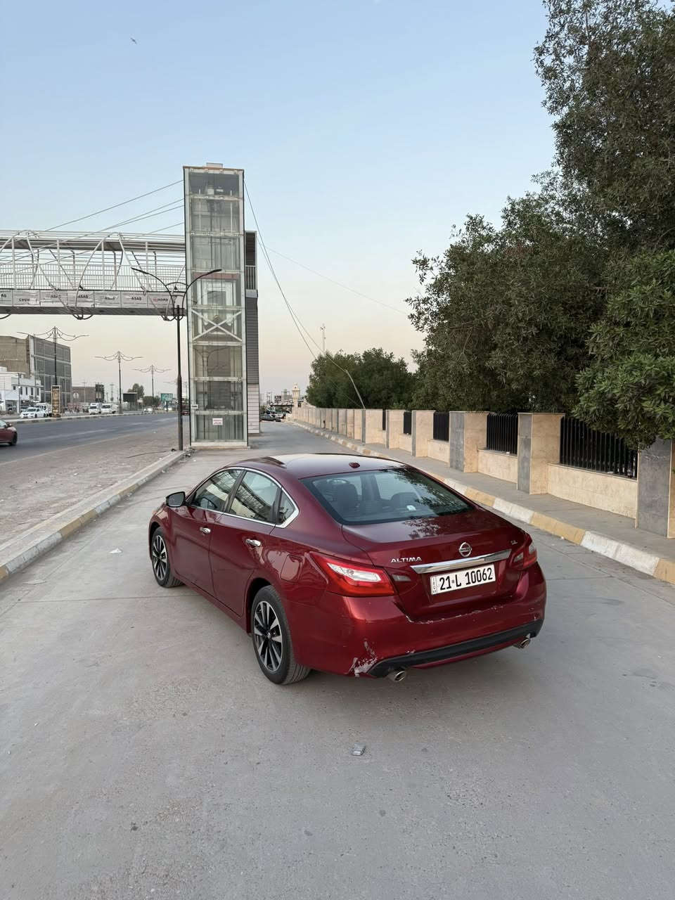 السلام عليكم….
نيسان التيما 2018 sL مواصفات معروفة فولل للاخير 
السيارة كلين تايتل بدون حادث فقط الدعامية الخلفية باقي كفالة سونار مرفق وصور امريكا هم وياهن سيارة جاهزة للاخير للاستفسار الاتصال (***********)
