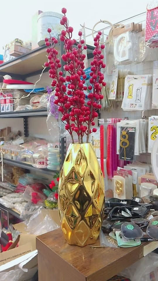 متوفر ورد وأغصان
عنوانا لمحل 
بسماية مدخل B. متوفر توصيل


**إذا كنت صاحب هذا الإعلان وتريد حذفه لأي سبب، رجاءا أرسل رسالة إلى الدعم الفني**