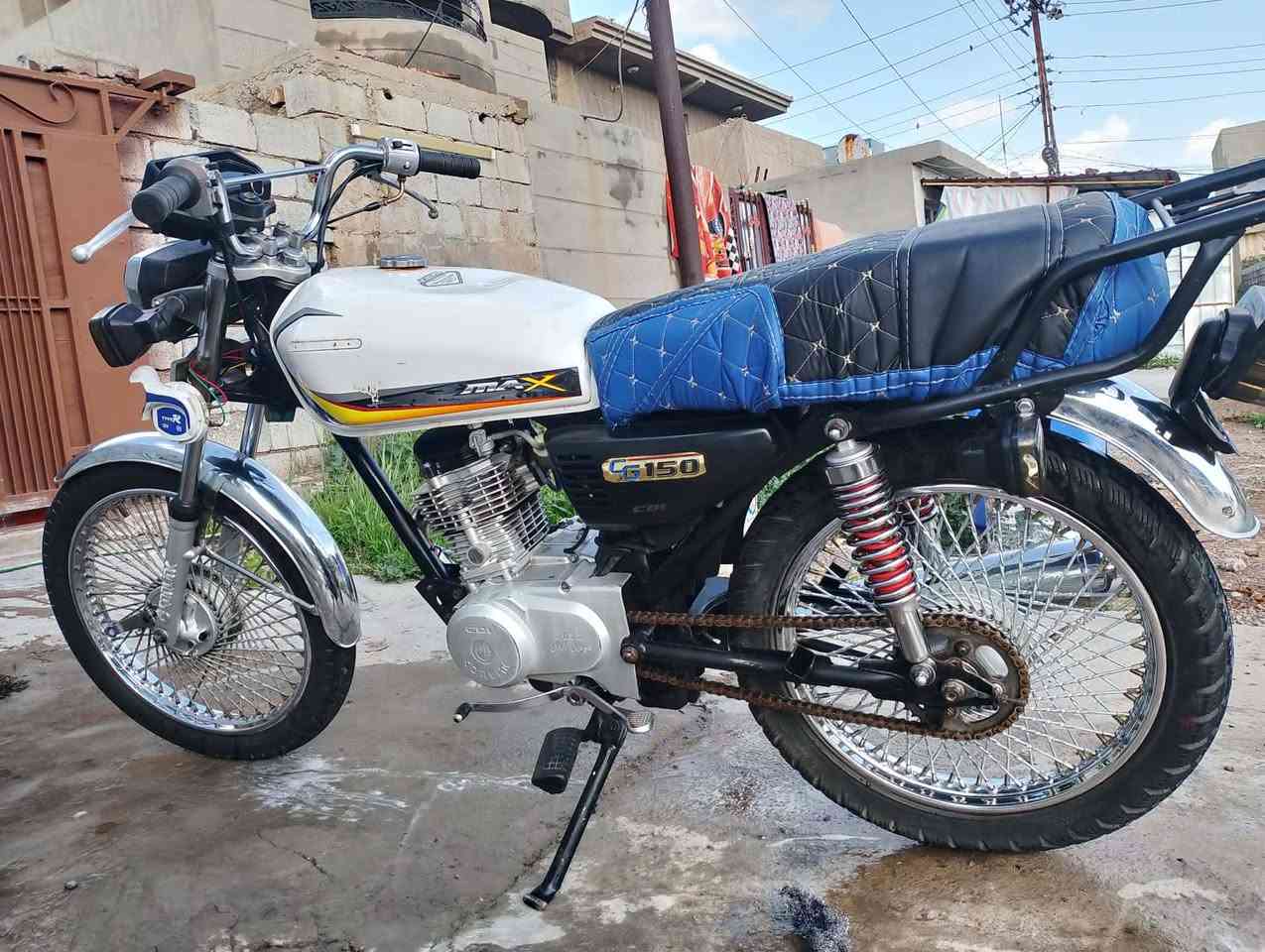 للبيع
2022


**إذا كنت صاحب هذا الإعلان وتريد حذفه لأي سبب، رجاءا أرسل رسالة إلى الدعم الفني**