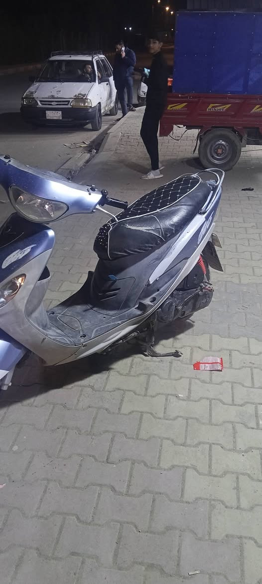 سلام عليكم حبايب دؤاجه ماكس منغولي نضافه مكينه وكشر كفرات بلادي مكينه اذا مجيوسه تاخذها بلاش دراجه نضافه نعمه من الله كهربائية كله شغال سعر 650وبيها مجال المو شراي لا يراسل .....رقمي ***********
