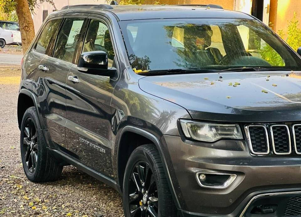 جيب شيروكي 2018  خليجي ليمتد
دفع رباعي
صور السونار موجوده 
سنويه ساقطه 
ماشيه 118 مايل

🟪 السعر  :: الطلب في التعليقات ويوصلك مباشرة ✍️ 📩

مكينة كير مكفولات بشرط
سياره حيل حلوة ونظيفة 
ماتحتاج مصرف جاهزة من كلشي

رقم صاحب سيارة
***********
***********
