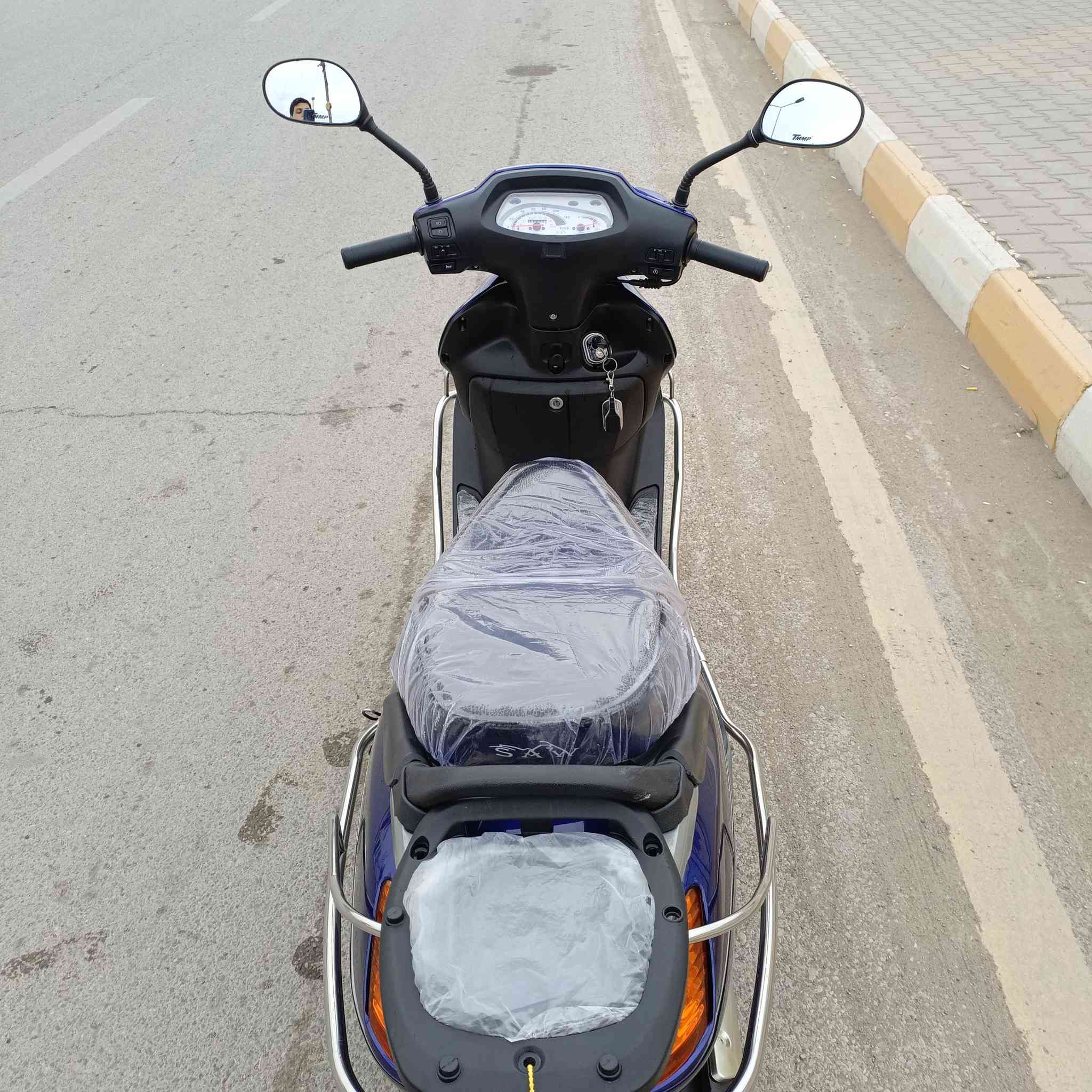 سلام عليكم للبيع سبيسي ماليزي مكفوله كفاله عامه من كل نواحي موديل 25 بعده جديده سويجين بصمتين بيه جهاز انذار تشغيل عن بعد دراجه جديده بمعنه كلمه ماشيه قليل مكاني كوت فلاحيه رقم هاتف ‏‪***********‬‏
