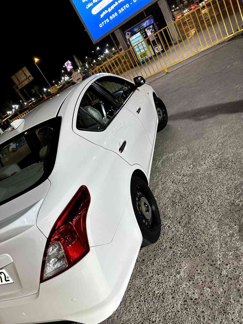 السلام عليكم نيسان صني مديل 2024 هندي البليته الزركه اصل رقم اربيل تبريد ثلج سياره ما ناقصها اي شي ضربتها من الخلف باب الصندوك ضربتها خفيفه جدا صور الضربه موجوده سعر 120 بيها مجال قليل جدا مكان السياره بصره الموفقيه تفاصيل اكثر ***********
