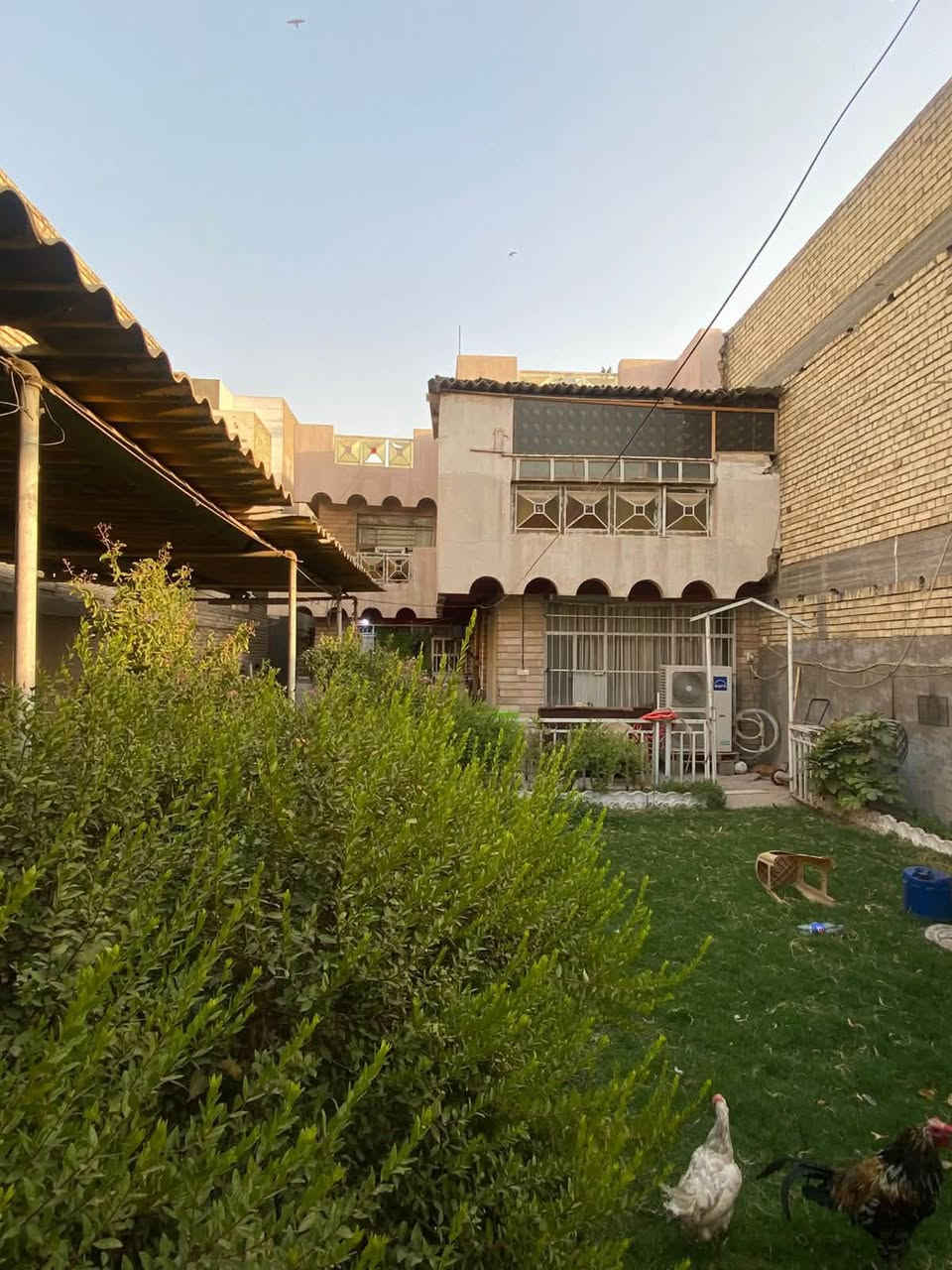 عقار للبيع
مساحة 350م    10X35
يحتوي الطابق الارضي على استقبال وصالة وغرفة نوم ومطبخ وخدمات
الطابق الاول يحتوي على غرف نوم عدد 2 حجم كبير وخدمات
📍الامين مدخل الجمهورية خلف افران التاج مجاور ثانوية الوريث الاهلية
للاستفسار واتساب:
***********
