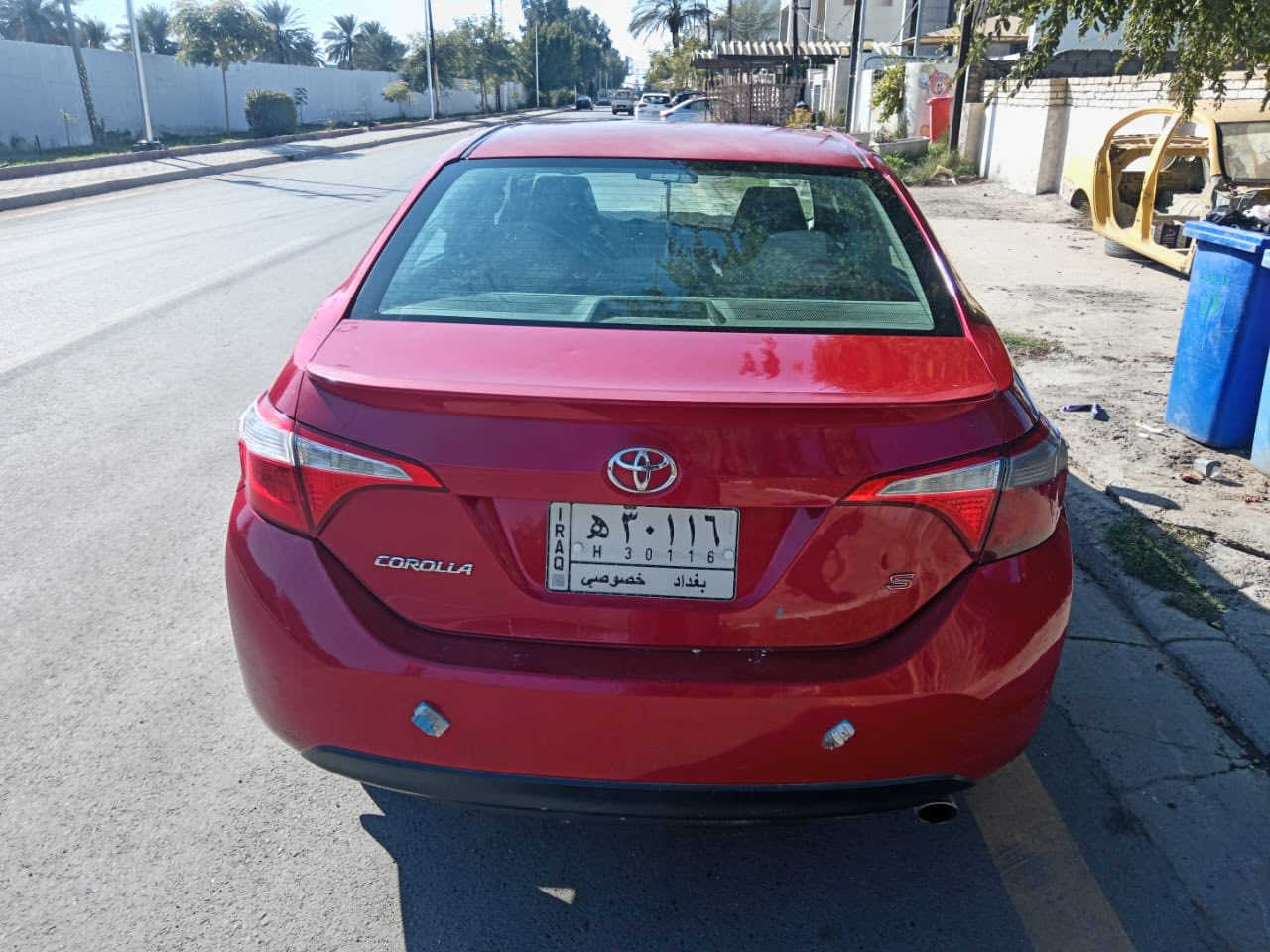 السلام عليكم ورحمة الله وبركاته 
كورلا امريكي موديل 2016 
المواصفات شفتات سرعة 
فتحة سلايد روف
تحكم ستيرن 
كشنات تدفئة
اشاير مري
ويلكب 
باتري جديد  
تبريد ثلج بيانو 
كامرا خلفيه 
مكينة 2000 
مكفوله كفالة عامة 
ملاحظه طخات بالجاملغ الخلفي يمين ويسار وضع امريكا 
محرك كير كفاله 
الصدر نص عمر 
السياره بيها حالوب بالقمارة فقط
شرط التحويل 
وقم الهاتف/
***********
السعر  122 بيها مجال 
مكان بغداد العامرية
