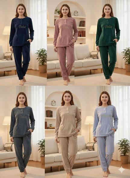 اتراكات قديفه مخمل ناعم سعر القطعه 13 الف قطعتين ب25 طويل لحد الركبه  عنوانه اربيل المناره للحجز واتساب *********** توصيل جميع محافظات العراق 5000
