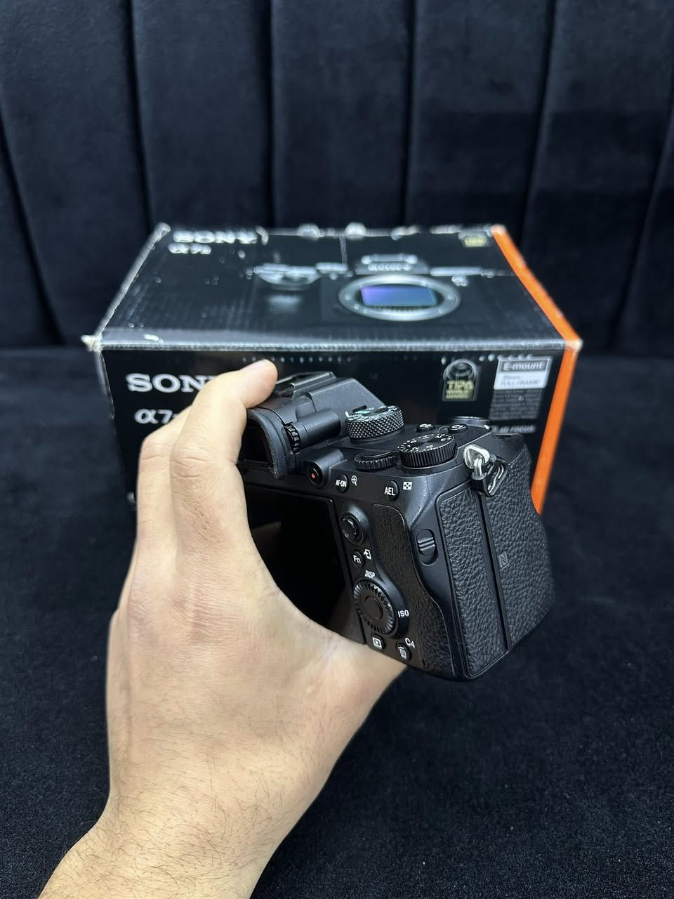 Sony a7iii
نظافتها ٩٥٪؜
كارتون كامل غراض 
سعرها مليون ١٨٠ الف بي مجال قليل 
شراي تعال خاص


**إذا كنت صاحب هذا الإعلان وتريد حذفه لأي سبب، رجاءا أرسل رسالة إلى الدعم الفني**