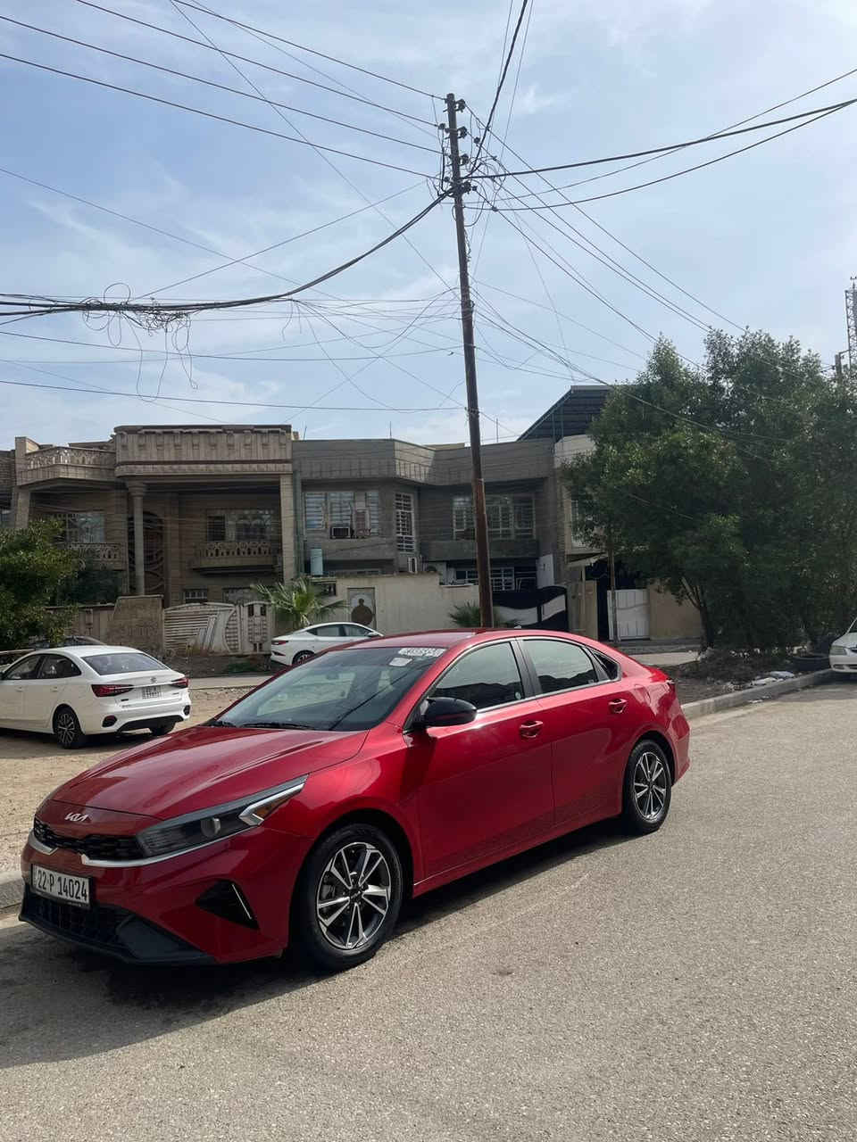 كيا فورتي 2024 وارد امريكي
🔴كفاله عامة من صبغ والتبديل 
وبدون ايرباك فقط بارد موضح بالسونار 

✅مواصفاات السياره 
فول تحكم ستيرن 
شاشه حجم كبير  + كامره دواره 
رادار امامي اوتو بريك   
نضام تحديد مسار للسياقه الالكترونيه
تحكم استيرن كل الجهات    
مانع انزلاق + كروز سرعة 
محرك 2000 دوش  
السياره نضيفه 
ماشيه ٢٧الف فقط

السيارة متعوب عليها تايرات تخم جدد قبل اسبوع شدتيهن 
لايت زنون ابيض ثلجي 
انارة داخلية متغيرة تتحكم بيها بالتلفون
كاملة من كل نواقص 
السيارة بأسمي 
مكانها بغداد الدورة
السعر :165$ ورقة
الاتصال والاستفسار :***********
