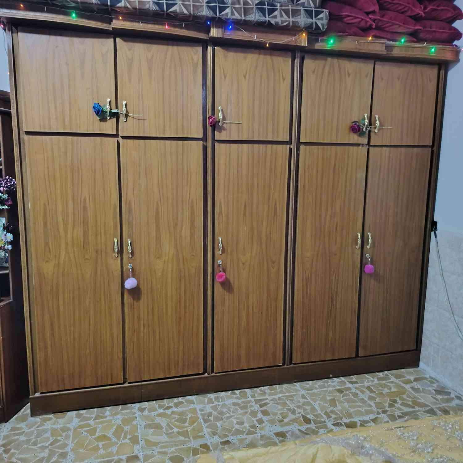 قرفت خشاب لبيع مكلف بنشر هذه رقم صاحب القرفه ***********
وهاذه رقم واتساب
