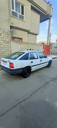 حجم ١٫٦ • الماني • صبغ ٣ قطع