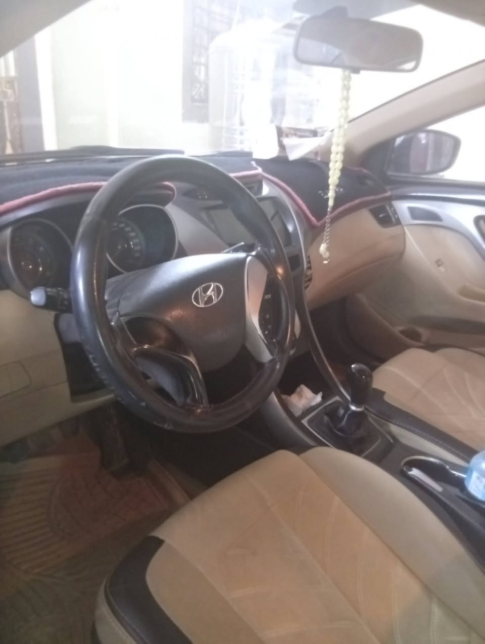 النتره موديل 12
كفاله عامه 
كير محرك 
شرط ما بي اي عيب 
سياره كلش حلوه 
فقط كير عادي 
مموجود ع فيس فقط اتصال 
***********
