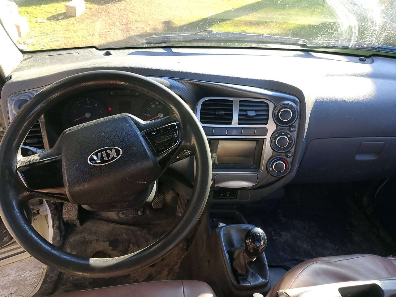 كيا فحل موديل 21 شكل 22 رقم بغداد مكينة كير شاصي رقم شاصي تخم تاير صدر امامي خلفي
السعر 160 بيهه مجال 
***********
