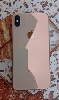 للبيع xs max بطاريه 78  شاشه 3 خيارات  نضافه 90‎%‎ فيس ايدي شغال  السع...