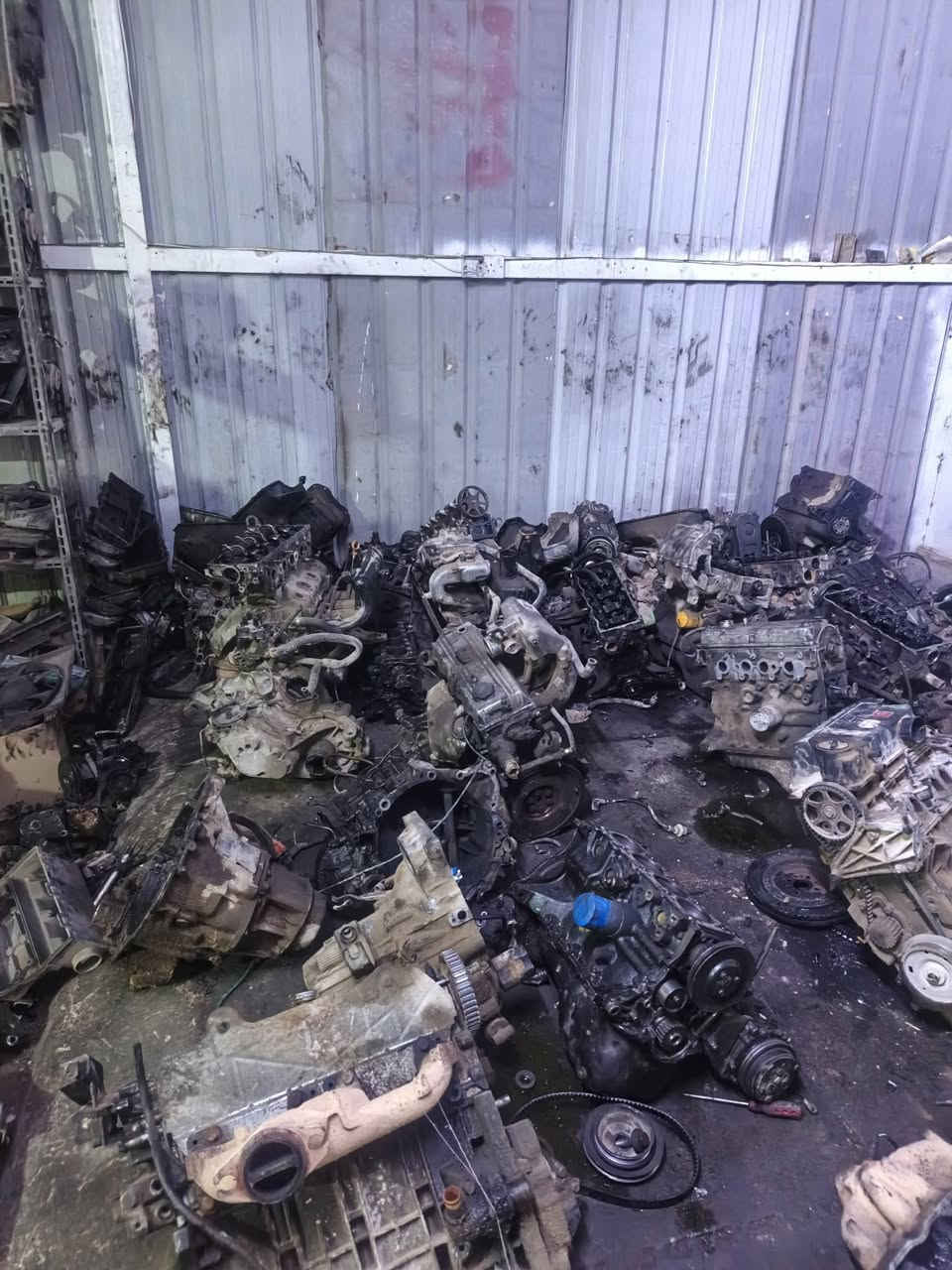 السلام عليكم تفصيخ جميع قطع الغيار الايراني  يتوفر قطع غيار جديد ومستخدم باسعار الجمله عنواننا بغداد الزعفرانيه قرب جامعه الصدرين عالم الاصفر اشتريه جميع الارقام بغداد سمند تسقيط 13 ورقه فما فوق بيجو تسقيط 13 ورقه فما فوق سايبه تسقيط 12 ورقه فما فوق بخصوص بغداد 16 فما فوق خصوصي واسط عشر ورقات فما فوق ***********||||***********
