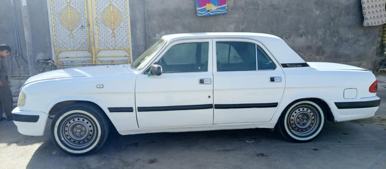 للبيع  كله جديد بس بيهه سلاستيك ولف ***********
