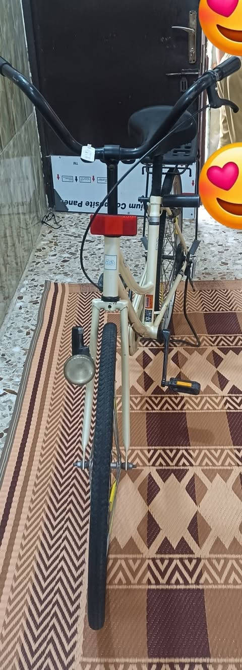 باسكل للبيع السعر ١٣٠ النجف حي الجامعه***********
