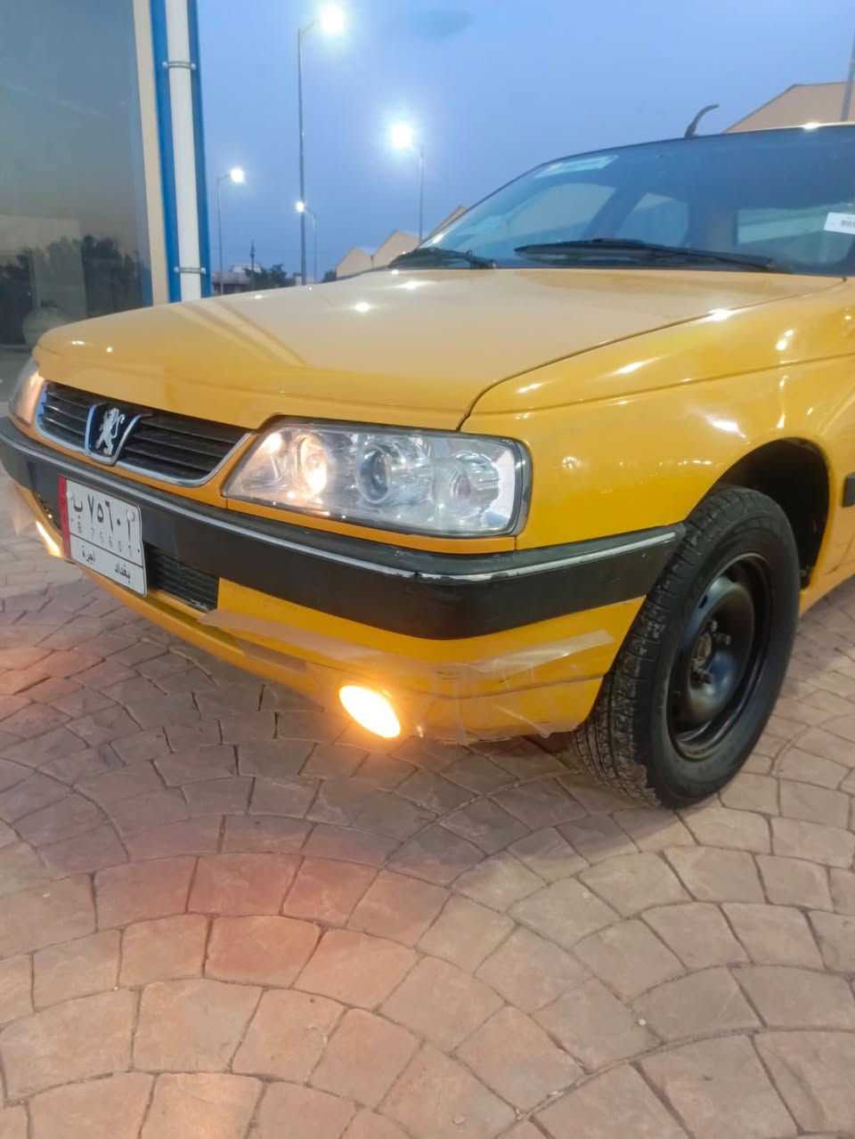 سلام عليكم بيجو لميس موديل ١٢ مكفوله كفاله عامه شرط سونار مكينه كير حداديه تخم تاير هيئه مصفره غرامات السعر 38 وبيه مجال حك جيه العنوان بغداد الهاتف ***********
