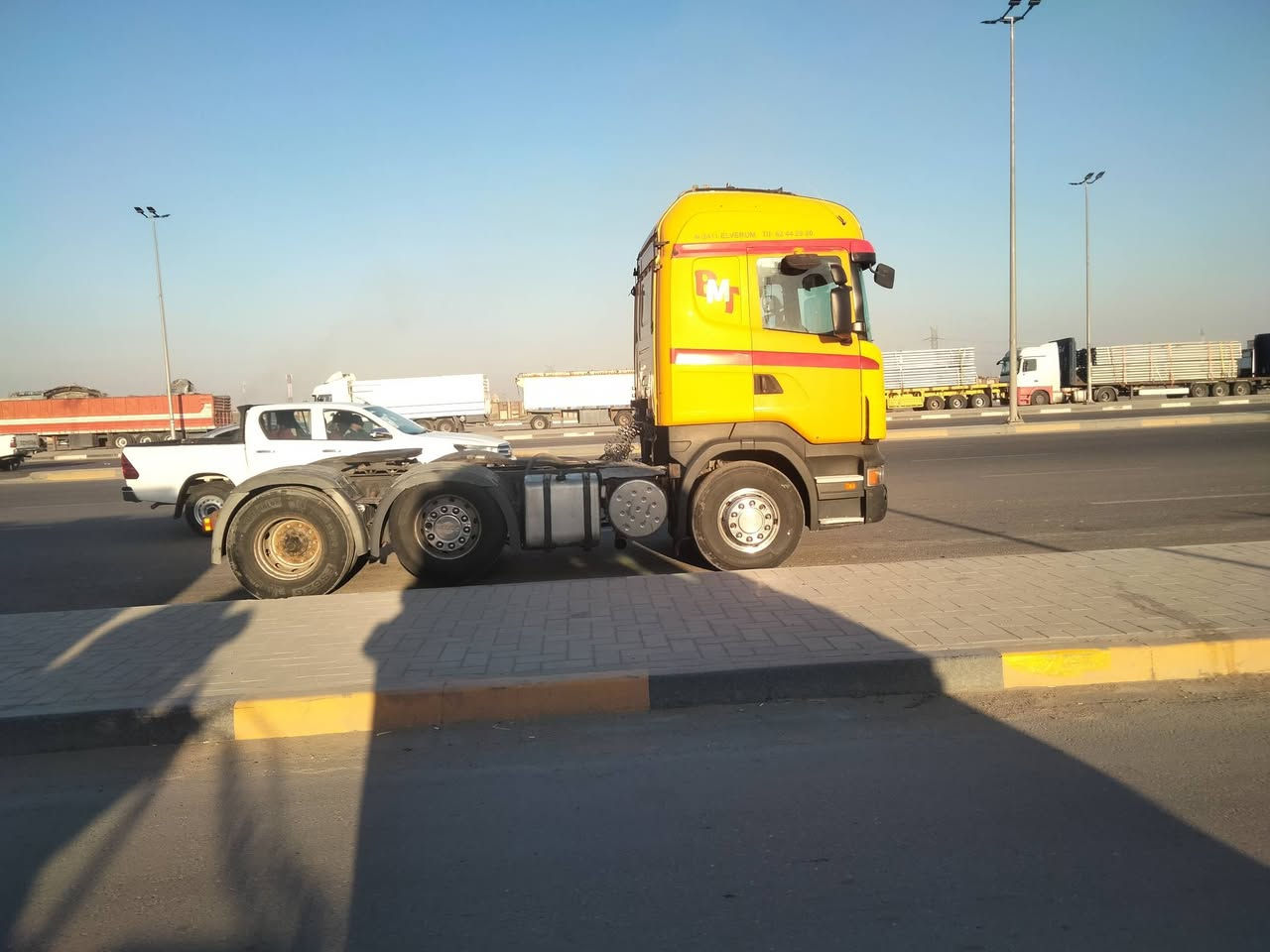 إسلام عليكم سكانيه سنكل للبيع موديل 2006 رقم بصره تحويل ثاني يوم محرك انجكسن كير عادي تخم تاير مربوطه قلاب تبريد تدفئه كله شقال سعر 225 العنوان البصره قضاء الدير الاستفسار ***********
