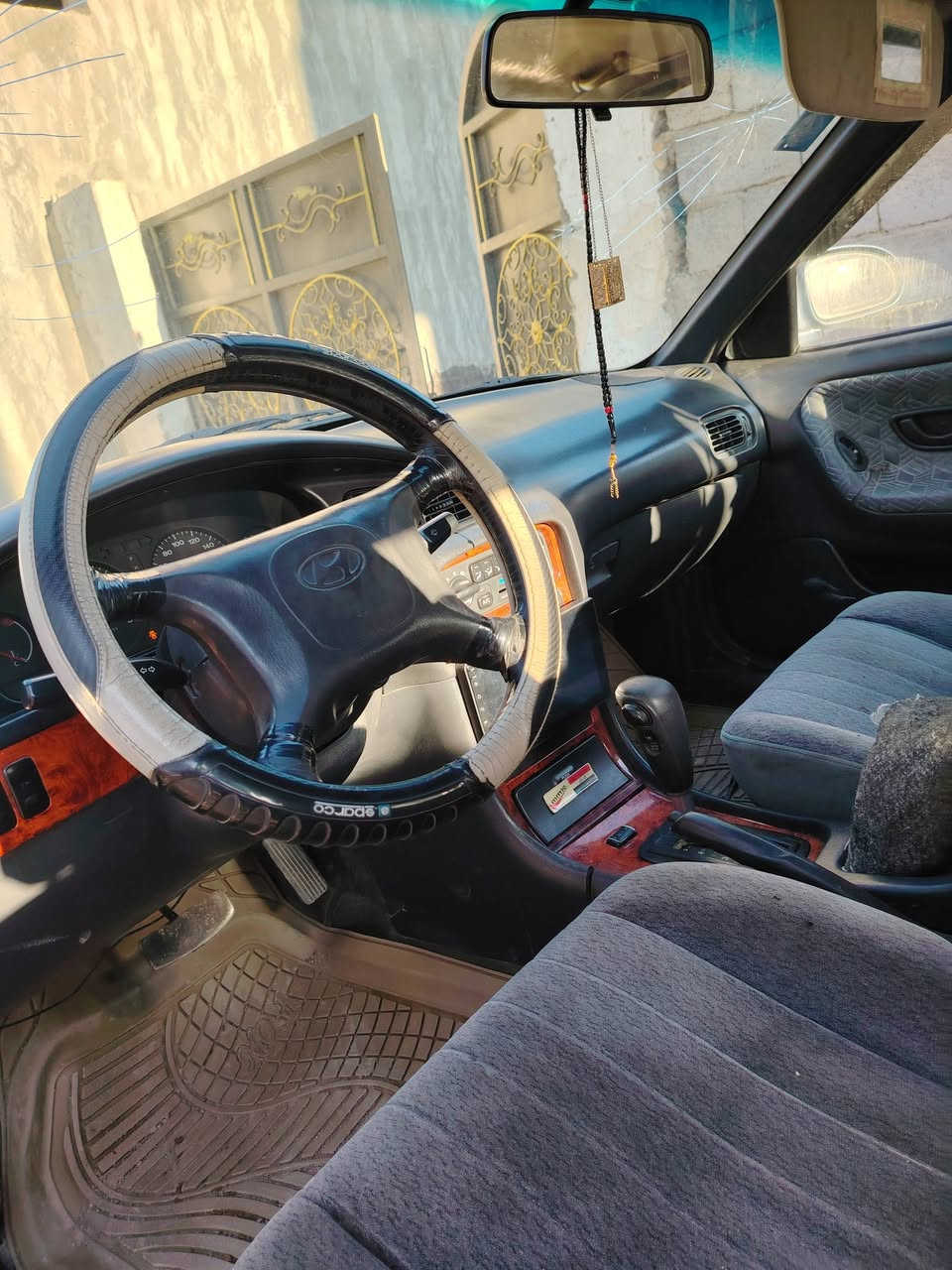 سوناتا 2
جاهزة من كلشي صدر محرك كير دواخل تدفئة تبريد
 رقم بغداد شرط التحويل السعر 45
المكان ديالى الغالبية
***********
