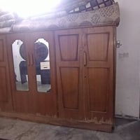 للبيع • غراض منزلية • خزائن