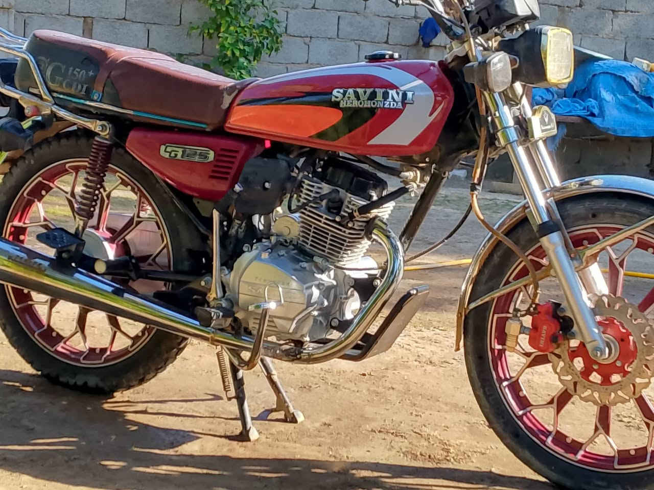 السلام عليكم دراجه سيفان موديل 24اوراق سكنر بلباكيت ما اذب عليه ربع سعر 650وبيهه مجال اتصل وبيك خير وادلل مكاني بابل سده الهنديه المهناويه رقم الهاتف ***********
