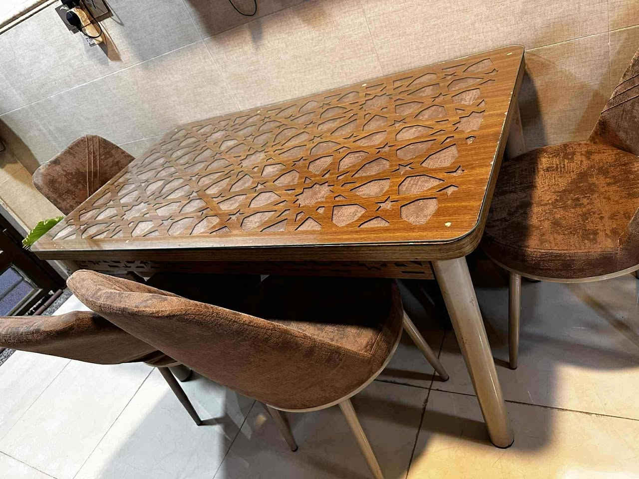 ميز طعام مع ست كراسي للبيع


**إذا كنت صاحب هذا الإعلان وتريد حذفه لأي سبب، رجاءا أرسل رسالة إلى الدعم الفني**