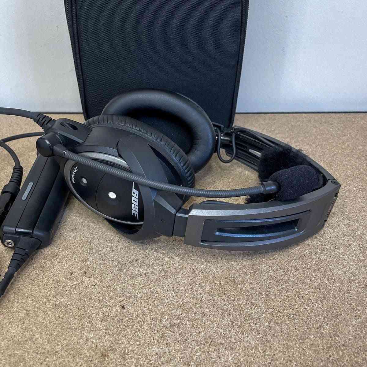 عندي هذي السماعات  BOSE A20 aviation مامستخدمةً جديده 
اشتريتها  ب1600$
قبل سنه 
واريد ابيعها 
رايدها ٨٠٠$ 
الي يريدها يراسلني خاص ويجي ياخذها 
بغداد العامريه
لا يوجد توصيل


**إذا كنت صاحب هذا الإعلان وتريد حذفه لأي سبب، رجاءا أرسل رسالة إلى الدعم الفني**