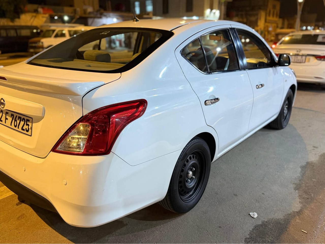 نيسان صني بلتيه زركه موديل 22 كفاله بيهه صبغ قليل بل داير الوره قليل كلش والباقي كفاله رقم اربيل الدولي جاهزه سياره للاخير السعر 108 وبيهه مجال *********** البصرة, العراق
