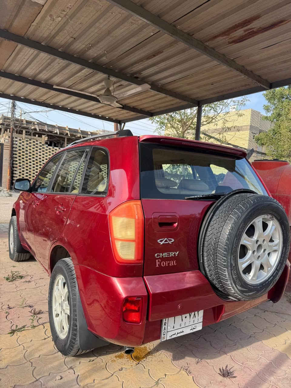 سلام عليكم 
تيكو 2014 
محرك 2000 ميكانيكي 
داخل بيجي 
مكفولة من الصبغ والضربة بيهة جراد قليل  ماشية 100 الف 
مكاني النجف *********** / السعر 55 وبيه مجال النجف, العراق
