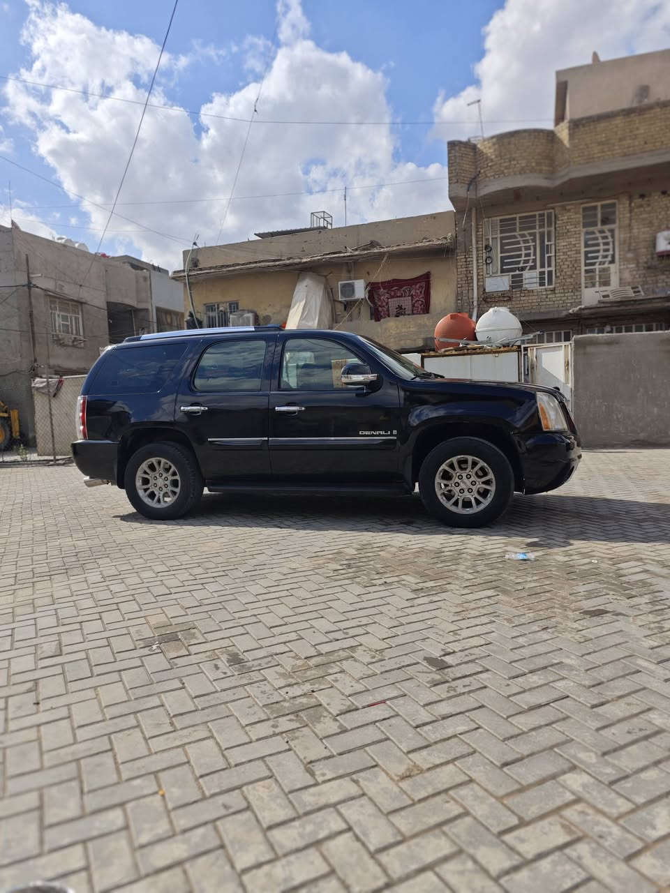 سلام عليكم
للبيع جي ام سي دنلي

ادوات دخول جديد
موديل 2007
مكفوله من كص أو عيب 

سياره أحله من تصوير

بيه كم قطعه صبغ 

كير ومكينه خير من الله 

سياره فول مواصفات 

تحكم ستيرن كشنات كهرباء 

مري شفط جنطه شفط سقف فتحه 

هواي بعد بيه مواصفات حلوه 

مكان سياره بغداد مدينه الصدر ستفسار ***********
