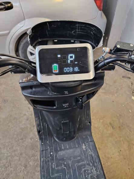 السلام عليكم ماطور سبورت شحن للبيع
3نمر فول موواصفات 
  الماطور جديد ماخذه من الشحن على ايدي كلها شرط 
السعر مكتوب علا درع اخذته مليون 190الف 
طالب على 825وبي مجال 
هاتف0750 230 0953
