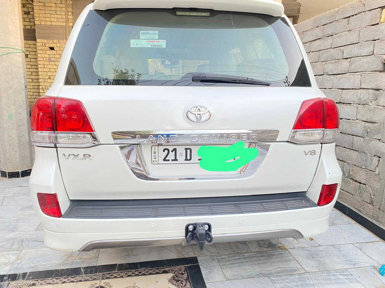 لاندكروزر VXR موديل 2010  معروف مواصفاته رقم سليمانيه نافذه لغايه 2028 وكاله أو تحويل مكفوله ما عدا الچاملق الأمامي بيه شويه بارد ومحدده بالصور السعر 300  بيه مجال بيع أو مراوس حسب الرغبه


**إذا كنت صاحب هذا الإعلان وتريد حذفه لأي سبب، رجاءا أرسل رسالة إلى الدعم الفني**