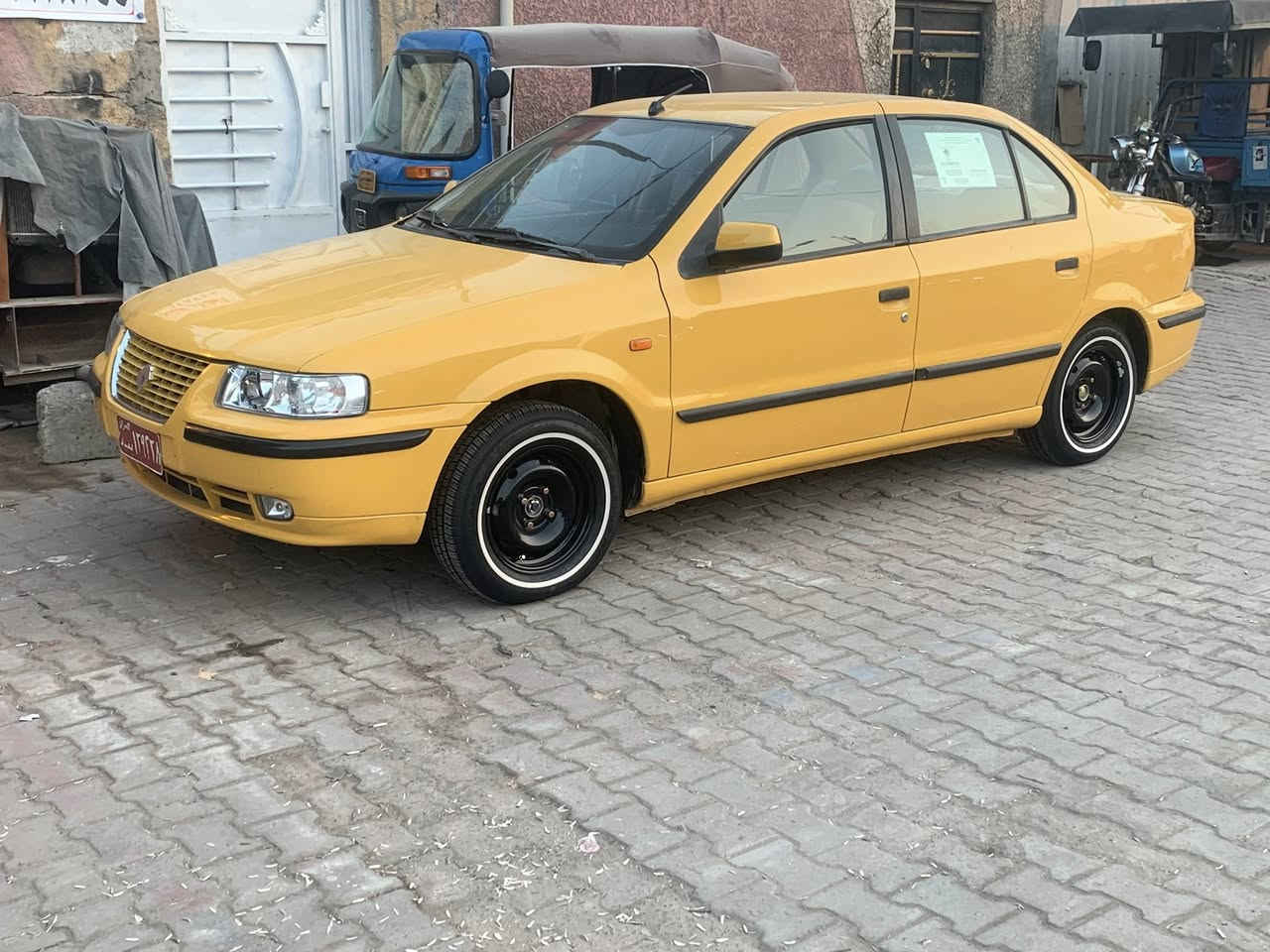 سلام عليكم سمند 11 رقم احمر صدامي مصفرة هيه وغرامات راعية متوفي قسام كامل السيارةبية صبغ جاملغ امامي وبنيد مكفولة من ضربة ولخياس تبريد فقط كمريسر كهربايات كل شغال السيارة تريد تحويل تريد بدون راعي ابيعلك أواجهك وية ابن ابو السنوية السعر 30 وبية مجال تصاب على رقم *********** مكان السيارة بغداد مدينة الصدر
