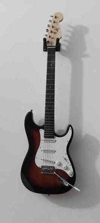 كيتار زيف • مستعمل ٤ أيام • امب فاير ميني