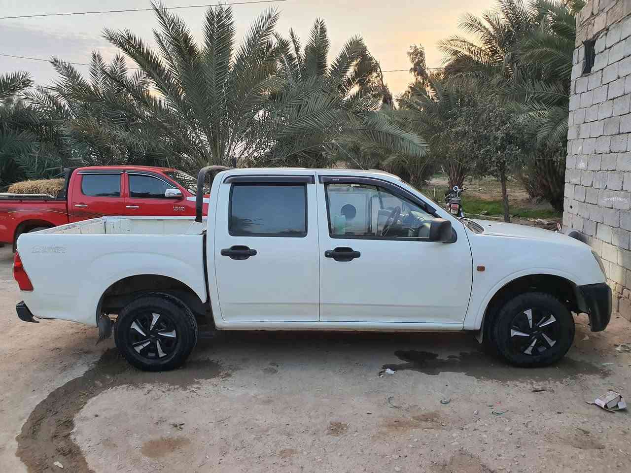 السلام عليكم
بيك اب ازوزه ياباني وارد خليجي 
موديل 2007 محور ونجي 4 السعر 50 
ذي قار النصر ***********
