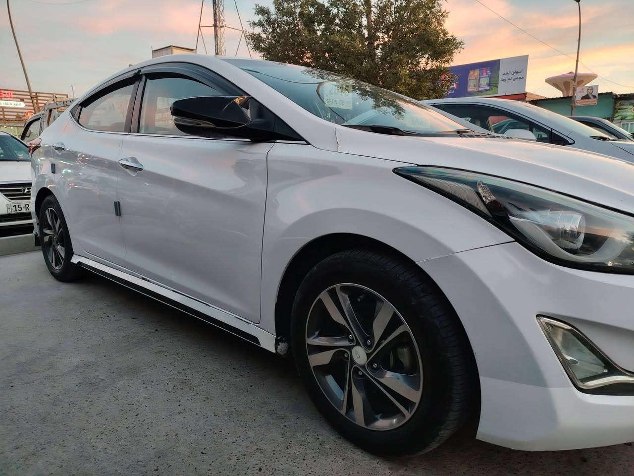 السلام عليكم النترا مضلع  وارد خليجي موديل 2015
أرقام بغداد محرك 1800
عدد المسافات 119 الف
ضرر بس الي بالسونار
جاهزه تخم تاير  كير ومحرك فول مواصفات عدا بصمه
السعر 132 وبيه مجال
مكان السيارة الانبار قضاء العامرية الصمود
للإستفسار الإتصال على ***********
