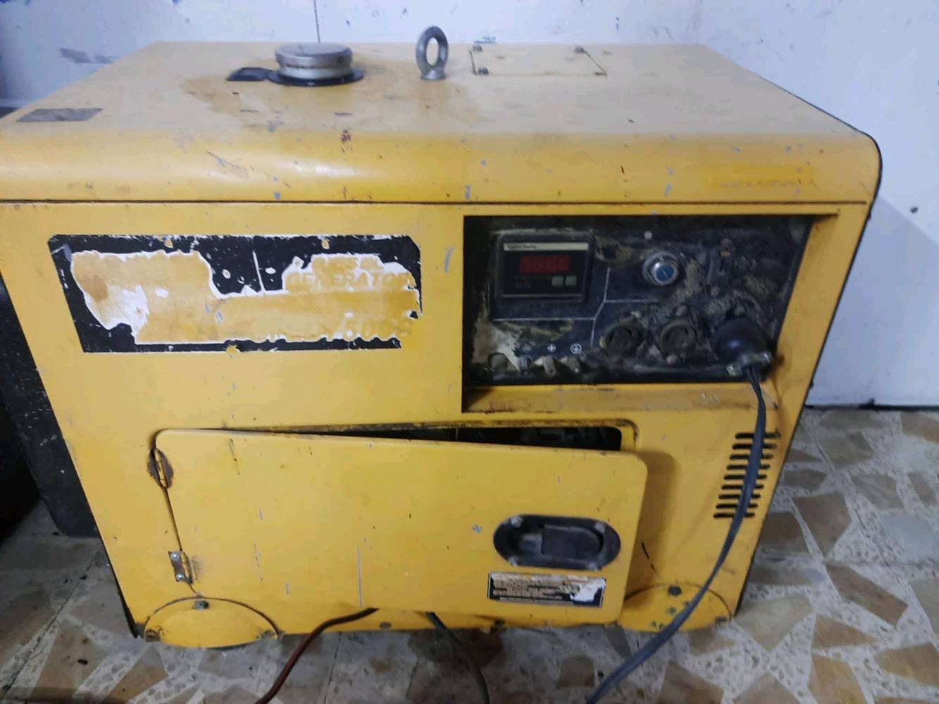 للبيع مولدة كاما كاز 20 امبير 5.5 كيفي رأس توليد شرط بلادي شركة نحاس هـــ *********** بي واتساب