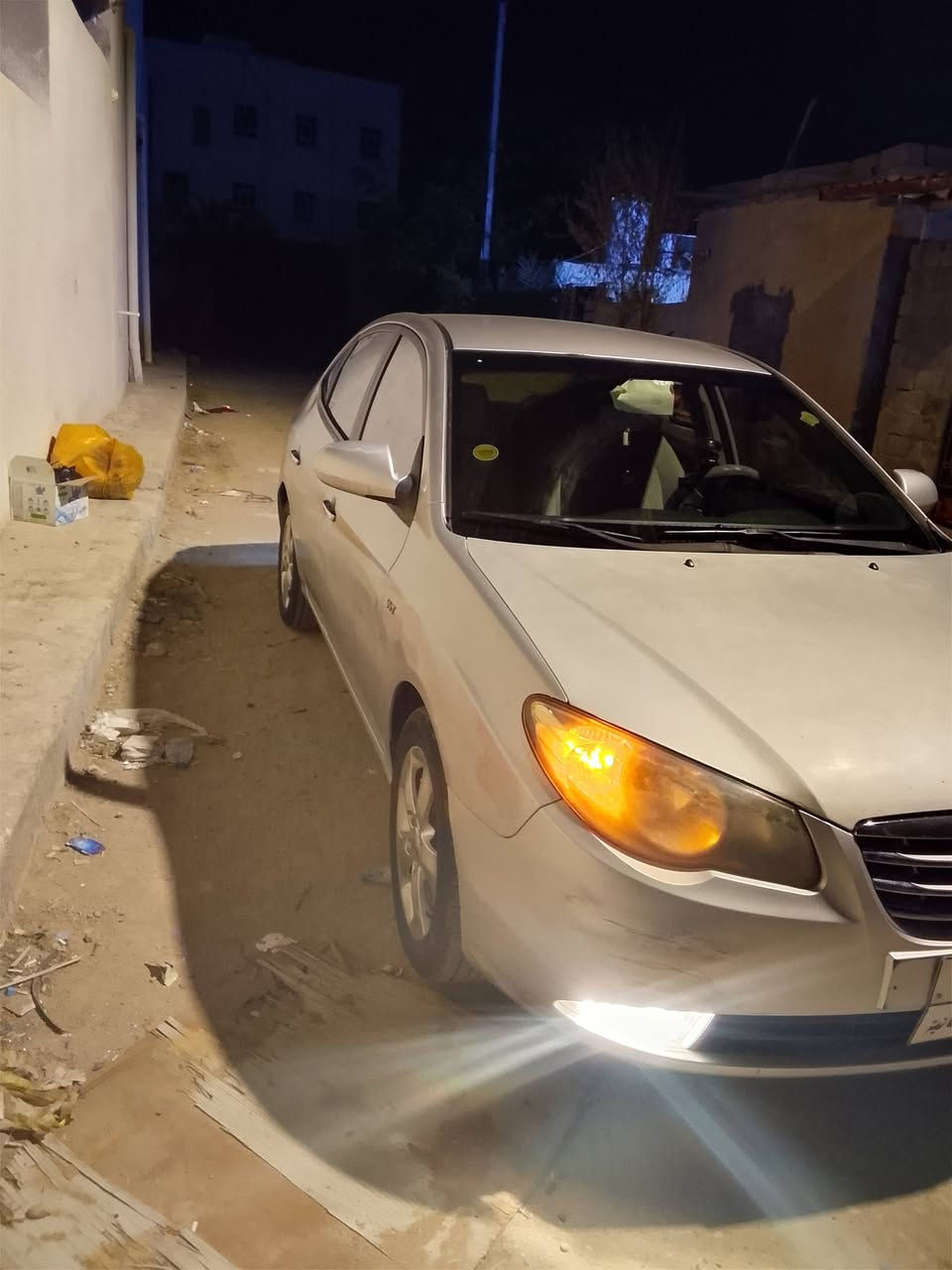 ادوات ادوات متومه ارقام وسنويه السياره جديده ومتعوب عليهه جاهزه من كل شي تبريد حداديه جديده السعر 42 وبيهه جمال ‏‪***********‬ البصرة
