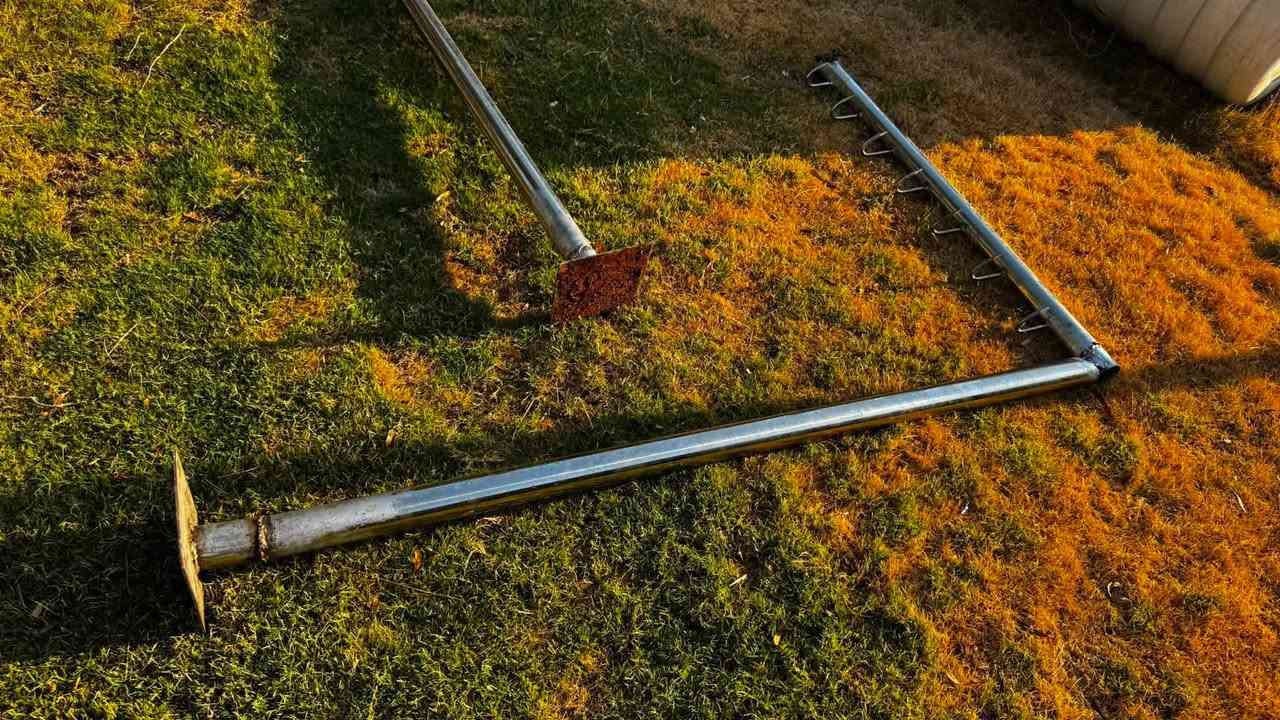 كنانير ستنالستيل مال ذبح خارجي ارتفاع 2 و30 متر و العرض متر ونص
وكناره داخليه ستنالستيل ارتفاع 2 متر  عرض 4 امتار سعرهن 400 الف مكاني بغداد الحسينية الراشديه 
***********
