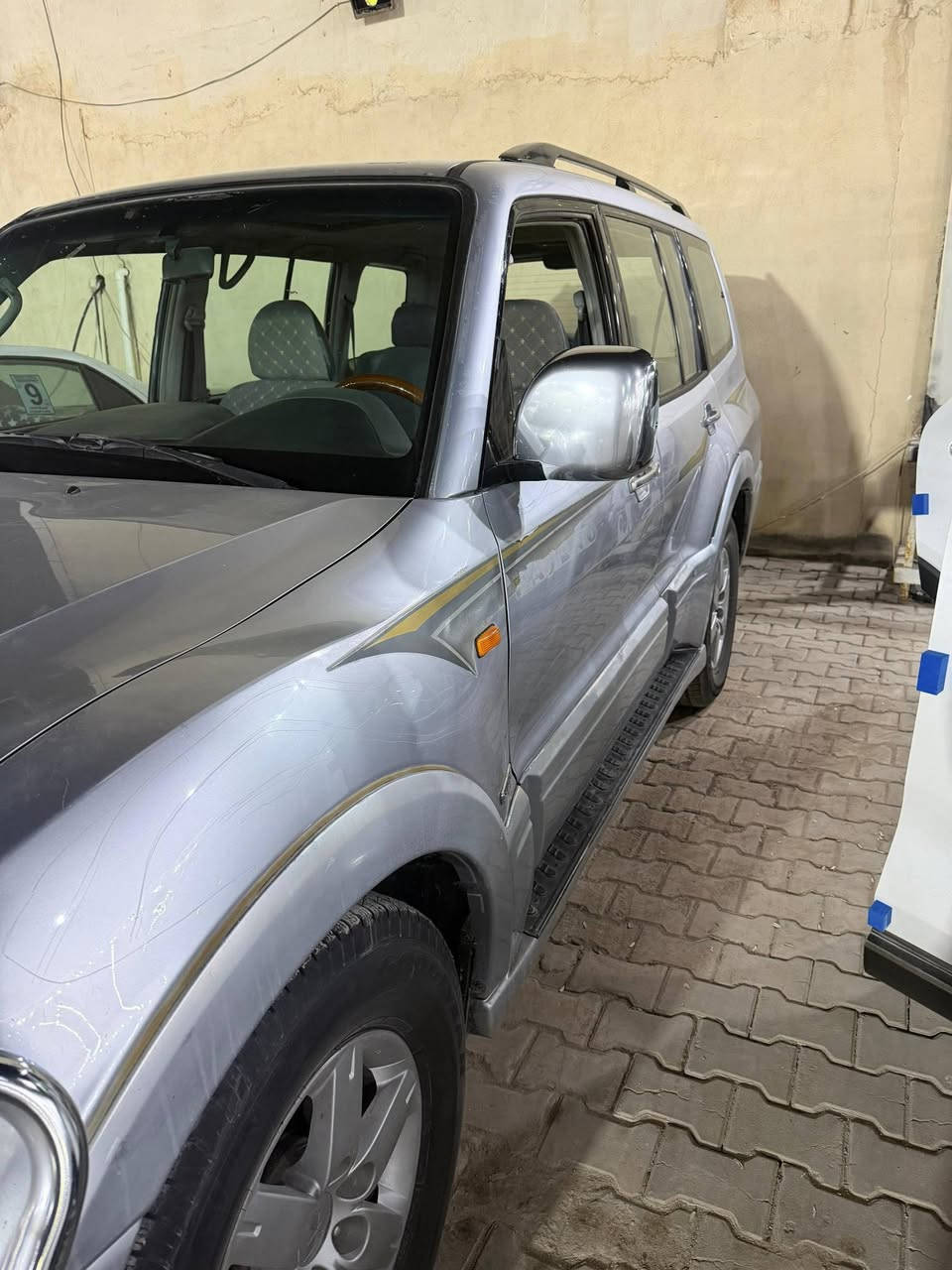 سياره باجيرو مديل 2006 
سياره نضيفه محرك 3800 
سياره 6 سلندر 
سياره نضيفه كلشي شغال بيه 
سياره فتحه 
بيه بس شوي بارد ورصعات وبيه صبغ ومعجون مثل ما موضح بل سونار متواجد عل فيس لو واتساب ***********
