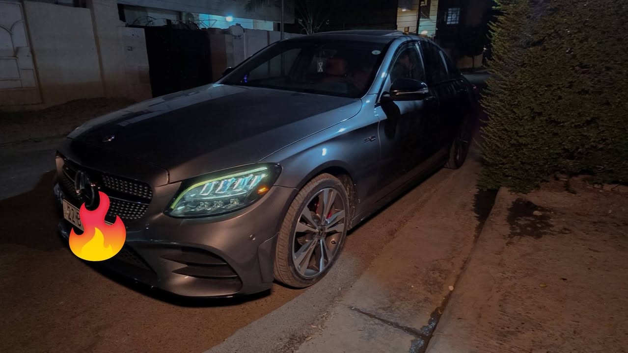 سيارة c300 للبيع موديل 2021
رقم اربيل
السيارة نضيفه و كلين 
***********
