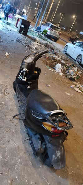 دراجه اكزز بصرة 140 سعرهه 250 الف 
الدراجه يرادلهه ترتيبات مجفت قبل 3 ايام 
رجعت تخبل جديده 
تواصل واتساب ***********
