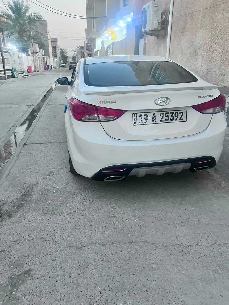الانترا ٢٠١٤ وارد خليجي
السيارة جاهزه للاخير 
بيه فقط بارد في الجاملغ الايمن والايسر الخلفي 
السياره رقمه كربلاء 
تبريد تخم تاير حداديه كله جديد 
مكان السيارة الكوت 
الرقم 
***********
