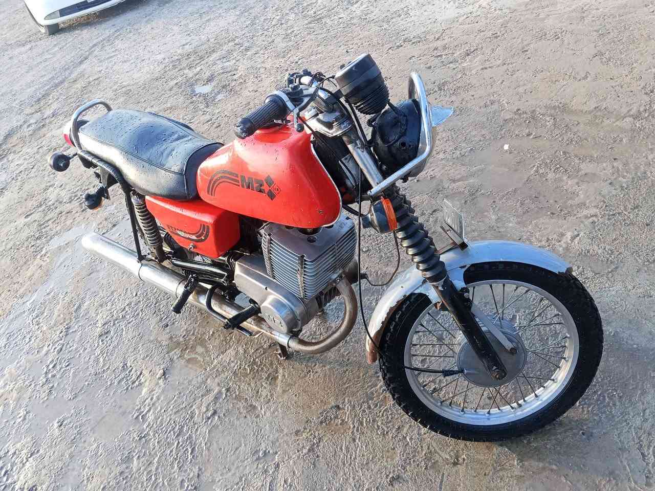 سلام عليكم شباب دراجه MZ/////موديل 82 سعر خاص مرقم رقم كركوك مكان ديالى بعقوبه تقاطع ساده سعر خاص *********** متواجد بس رصيد
