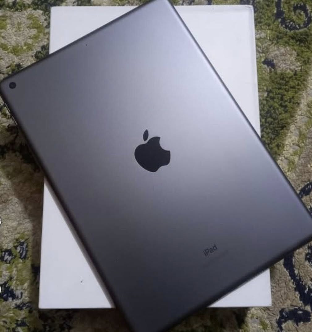 ايباد 9 للبيع جديد استعمال شهر واحد فقط
ذاكره 256 
بطاريه فول 
الجهاز بعد بلكارتون جديد ومشحون مرتين فقط 
مكاني نجف  // السعر 350 وبي مجال


**إذا كنت صاحب هذا الإعلان وتريد حذفه لأي سبب، رجاءا أرسل رسالة إلى الدعم الفني**