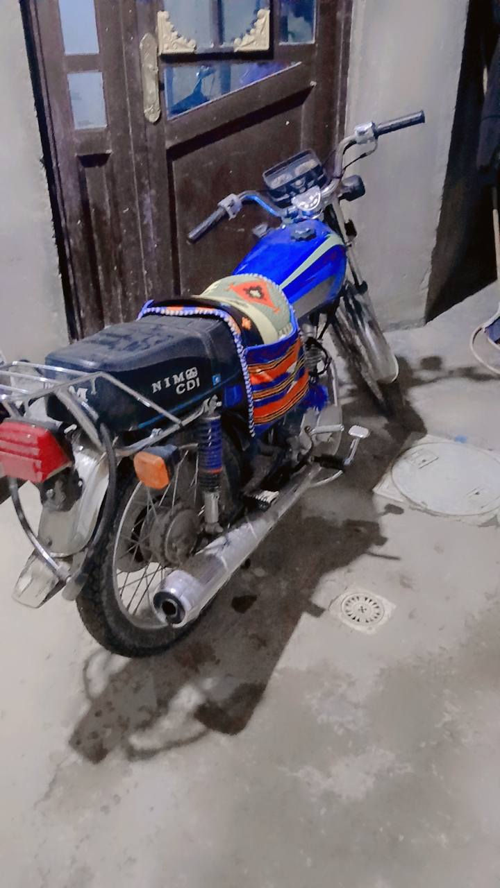 سلام عليكم من رخصت مدير الكروب متاح اربع كير أوراق اسكنر موديل 25 برغي واحد مامفتوح مامتواجد عل فيس هذا رقمي ***********
