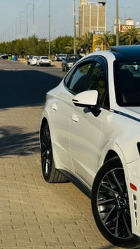 وبركاته للبيع هيونداي سوناتا  موديل 2021 فول  رقم اربيل   المواصفات : ...